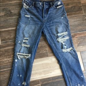 Abercrombie & Fitch Mom Jeans